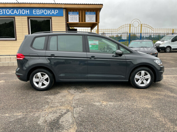 Volkswagen Touran III, 7 мест, 2018 г.