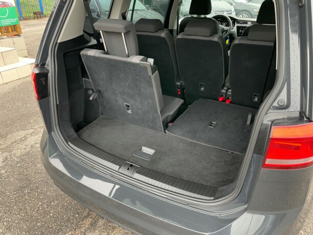 Volkswagen Touran III, 7 мест, 2018 г.