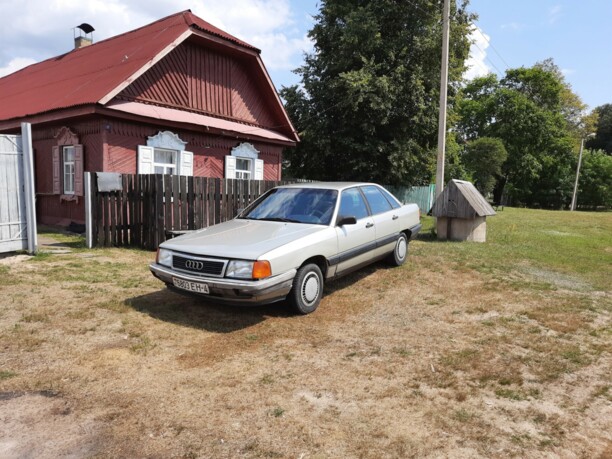 Audi 100 С3, 1983 г.