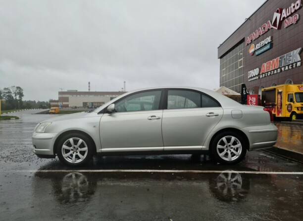 Toyota Avensis II (T250), 2004 г.