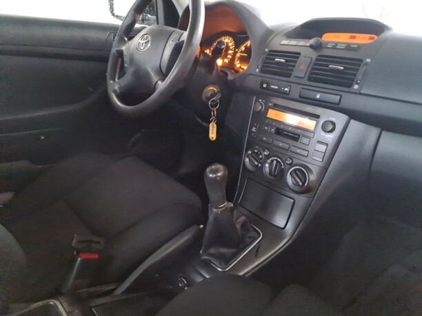Toyota Avensis II (T250), 2004 г.