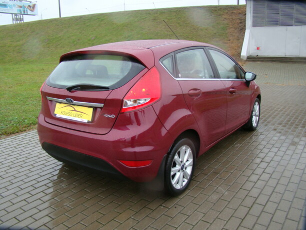 Ford Fiesta VI, 2010 г.
