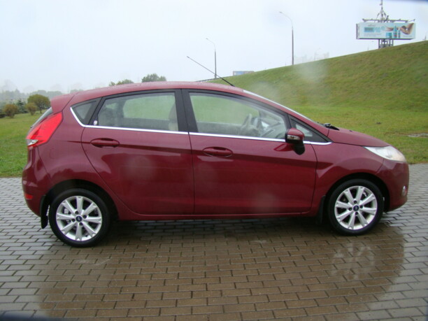 Ford Fiesta VI, 2010 г.