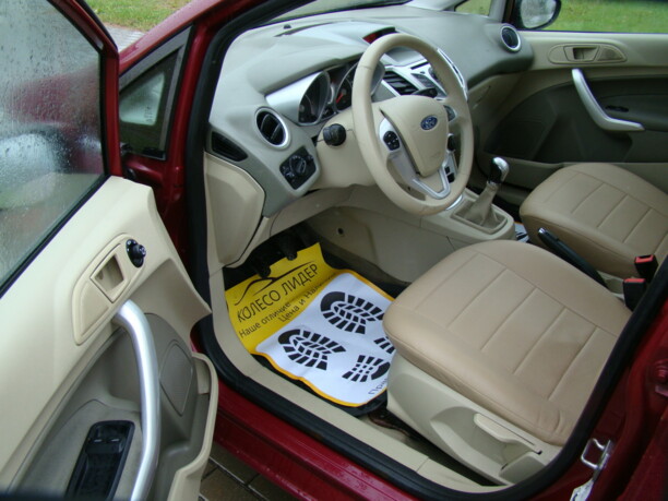 Ford Fiesta VI, 2010 г.