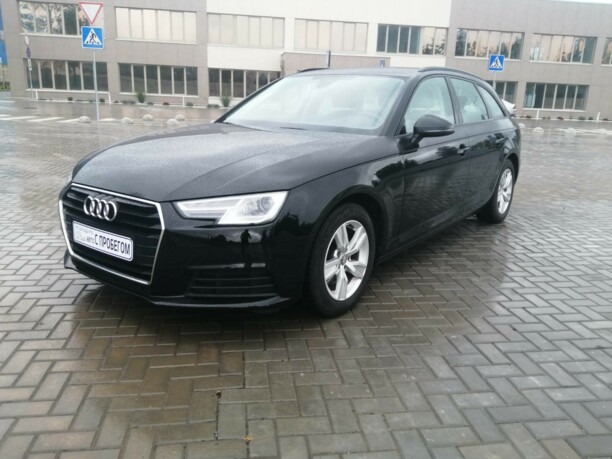 Audi A4 B9, 2016 г.