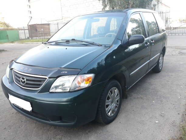 Mazda MPV II, 7 мест, 2000 г.