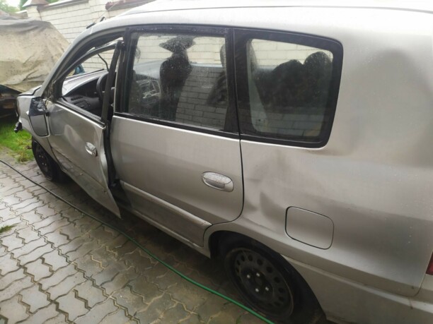 Kia Carens I · Рестайлинг, 2005 г.