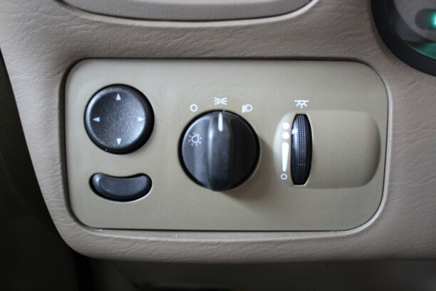 Dodge Caravan IV, 7 мест, 2003 г.