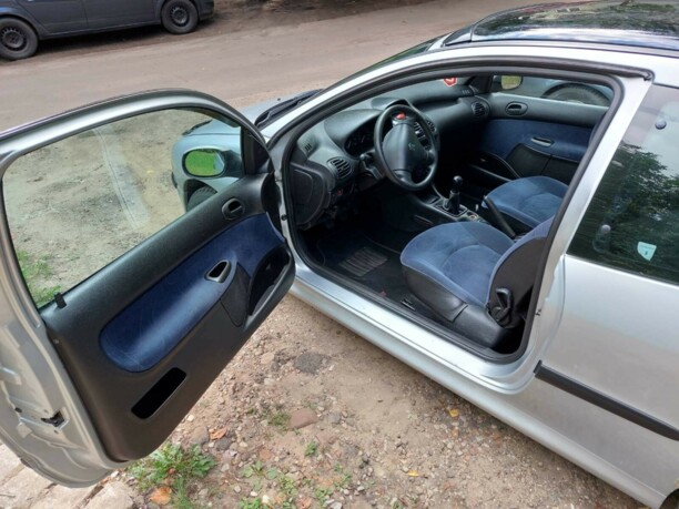 Peugeot 206 I, 2001 г.