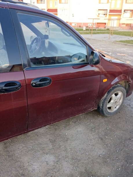 Kia Carnival I, 7 мест, 2001 г.