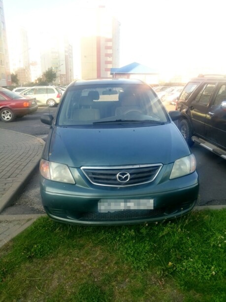 Mazda MPV II, 7 мест, 2000 г.