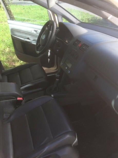 Volkswagen Touran I, 7 мест, 2006 г.