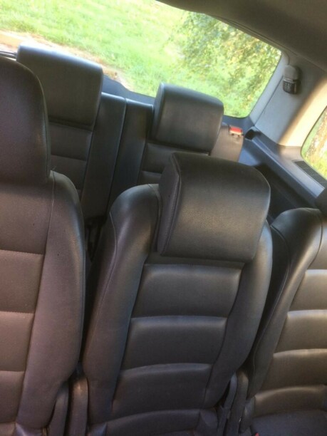 Volkswagen Touran I, 7 мест, 2006 г.