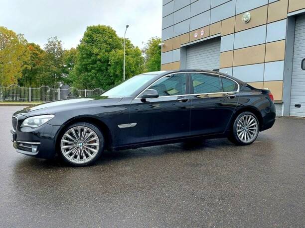 BMW 7 серия F01, F04, 2013 г.