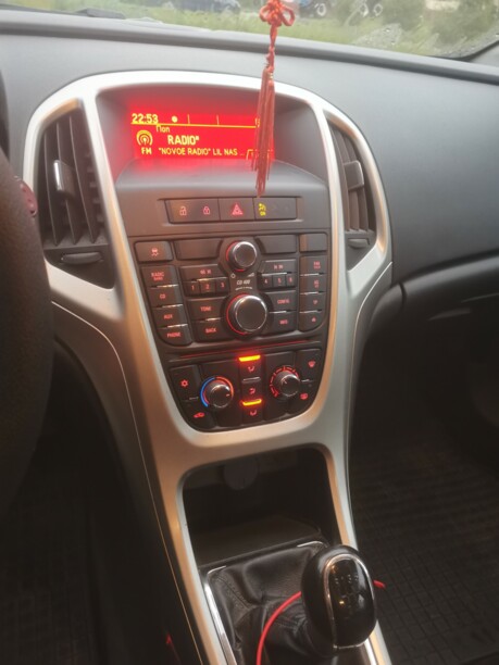 Opel Astra J, 2011 г.