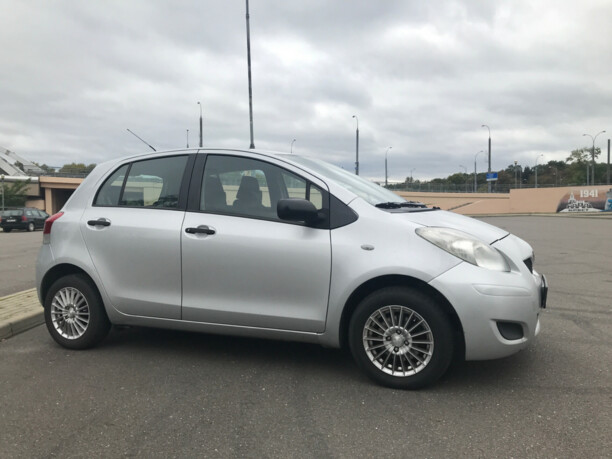 Toyota Yaris II (XP9) · Рестайлинг, 2010 г.