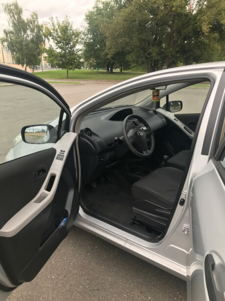 Toyota Yaris II (XP9) · Рестайлинг, 2010 г.
