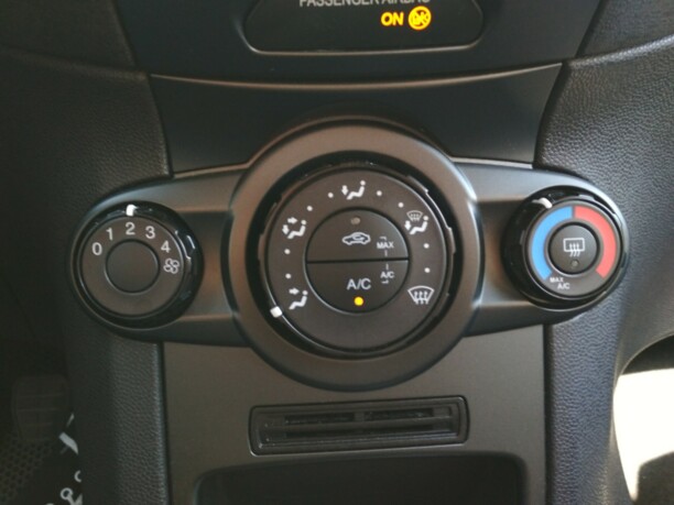 Ford Fiesta VI · Рестайлинг, 2016 г.