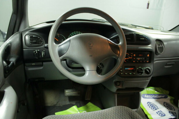 Dodge Caravan III, 7 мест, 2000 г.
