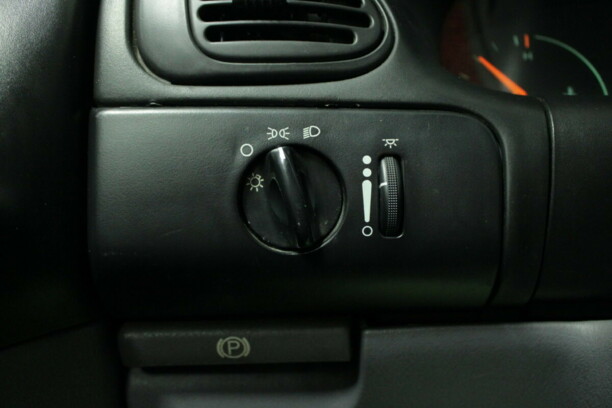 Dodge Caravan III, 7 мест, 2000 г.