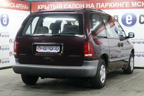 Dodge Caravan III, 7 мест, 2000 г.