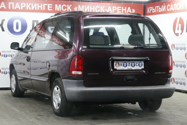 Dodge Caravan III, 7 мест, 2000 г.