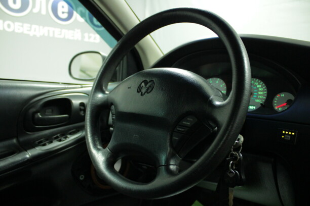Dodge Intrepid II, 2002 г.