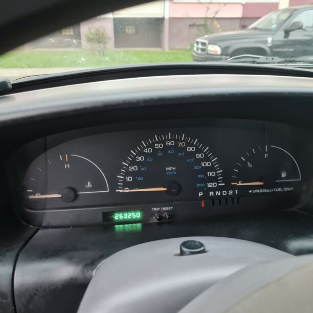 Dodge Caravan III, 7 мест, 1999 г.