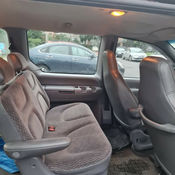 Dodge Caravan III, 7 мест, 1999 г.
