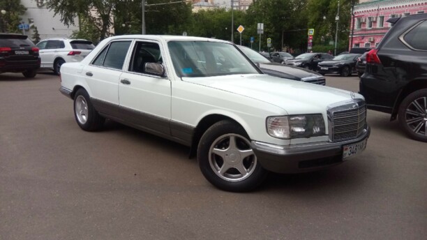 Mercedes-Benz S-Класс W126, C126, 1981 г.