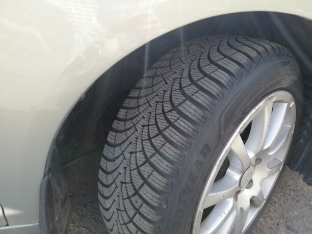 Toyota Avensis II (T250), 2004 г.