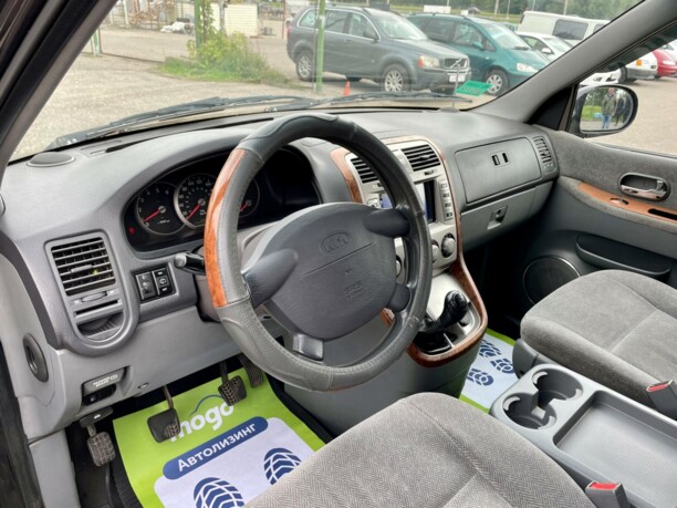 Kia Carnival I · Рестайлинг, 7 мест, 2002 г.