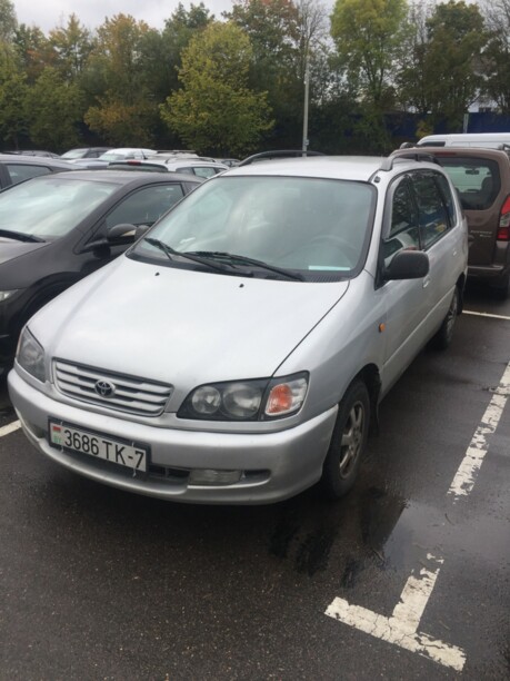 Toyota Picnic I, 1999 г.
