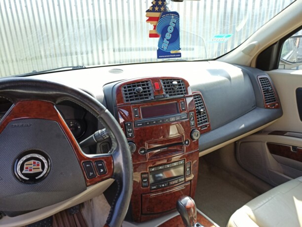 Cadillac SRX I, 2004 г.