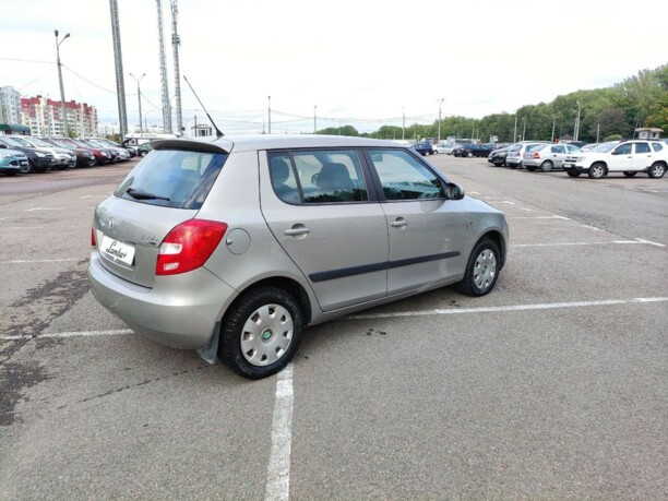 Skoda Fabia 5J, 2009 г.