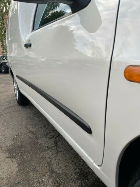Volkswagen Caddy II, 2001 г.