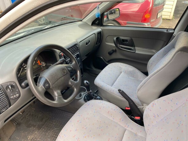 Volkswagen Caddy II, 2001 г.