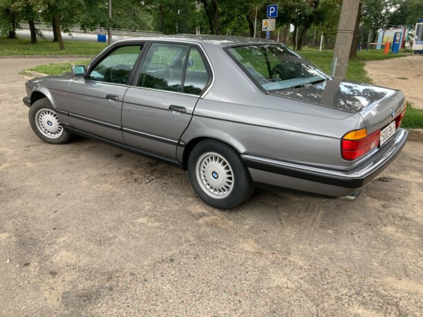 BMW 7 серия E32, 1988 г.