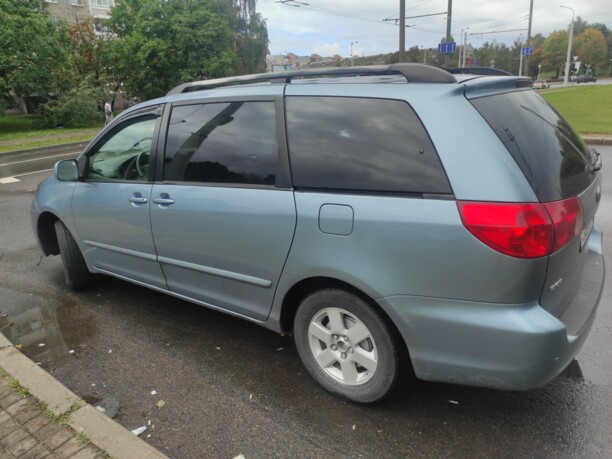 Toyota Sienna II (XL20) · Рестайлинг, 7 мест, 2007 г.