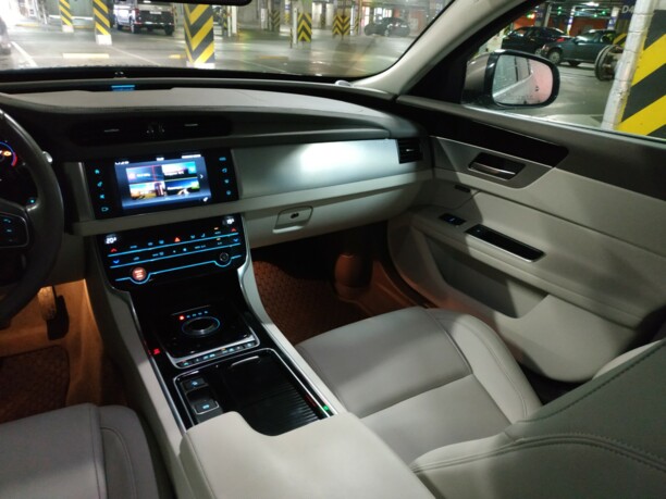 Jaguar XF X260, 2016 г.