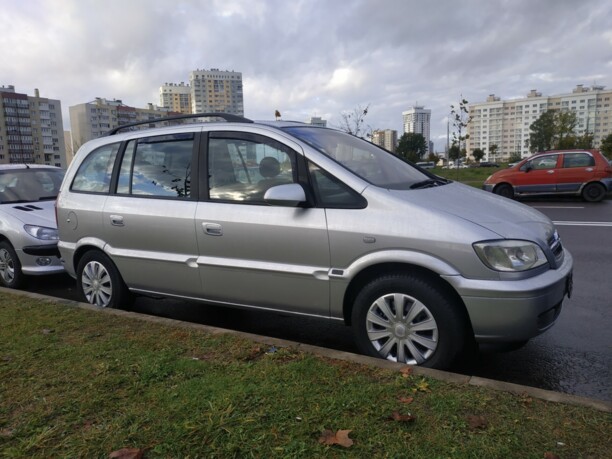 Opel Zafira A · Рестайлинг, 7 мест, 2005 г.