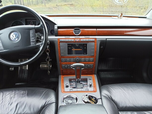 Volkswagen Phaeton I, 2003 г.