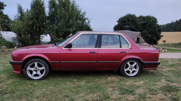 BMW 3 серия E30, 1985 г.