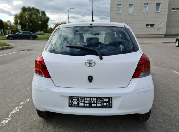 Toyota Yaris II (XP9) · Рестайлинг, 2009 г.
