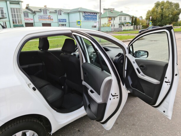 Toyota Yaris II (XP9) · Рестайлинг, 2009 г.