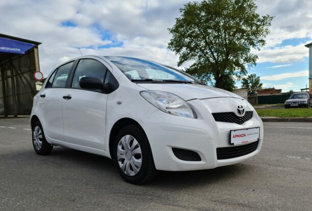 Toyota Yaris II (XP9) · Рестайлинг, 2009 г.