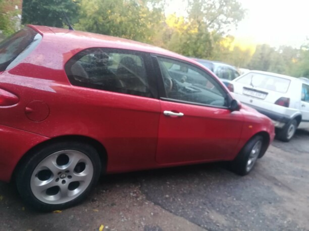 Alfa Romeo 147 I, 2000 г.