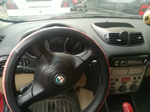Alfa Romeo 147 I, 2000 г.