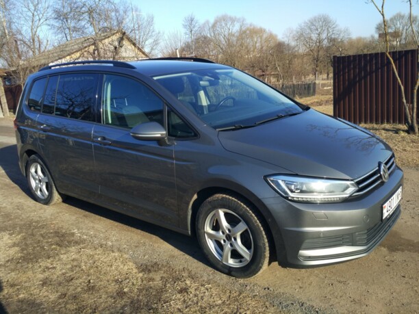 Volkswagen Touran III, 7 мест, 2015 г.