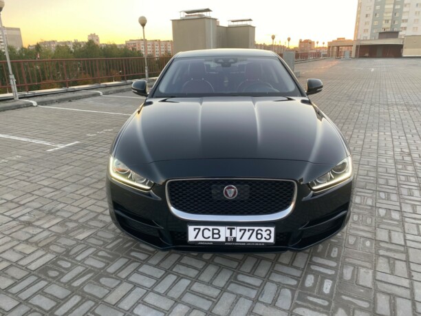 Jaguar XE, 2016 г.